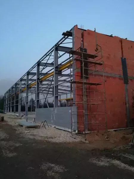 Budowa hali produkcyjno - magazynowej odlewni żeliwa z częścią socjalną w Częstochowie - zdjęcie 5