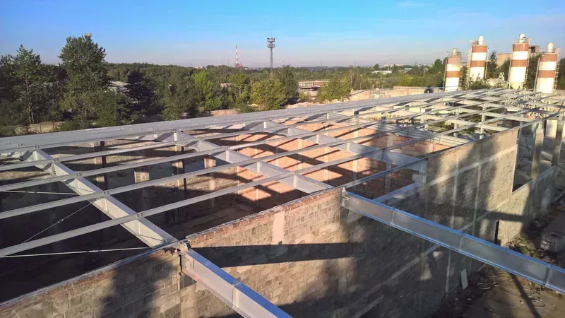 Budowa hali produkcyjno - magazynowej z częścią socjalną w Częstochowie - zdjęcie 2